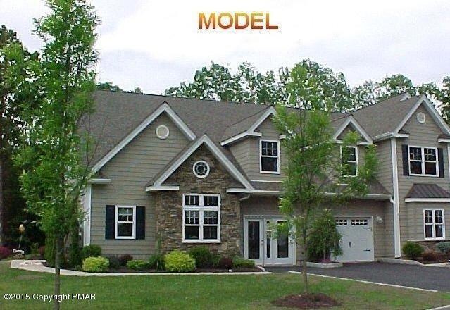 702 Braeburn Path, Matamoras, PA 18336 - photo 1