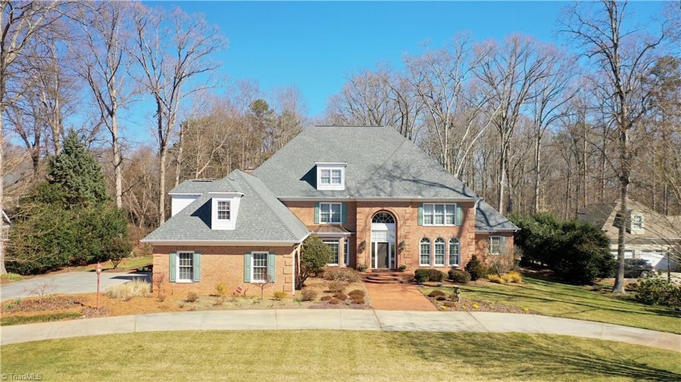 138 Columbine Dr, Statesville, NC 28625 - photo 1