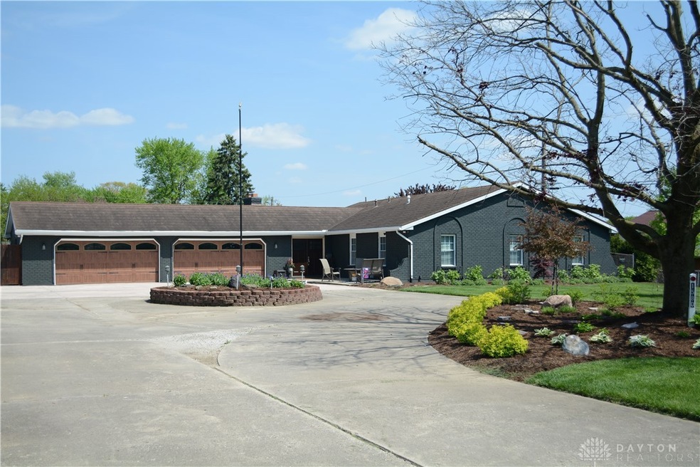 Exterior was painted in 2021.