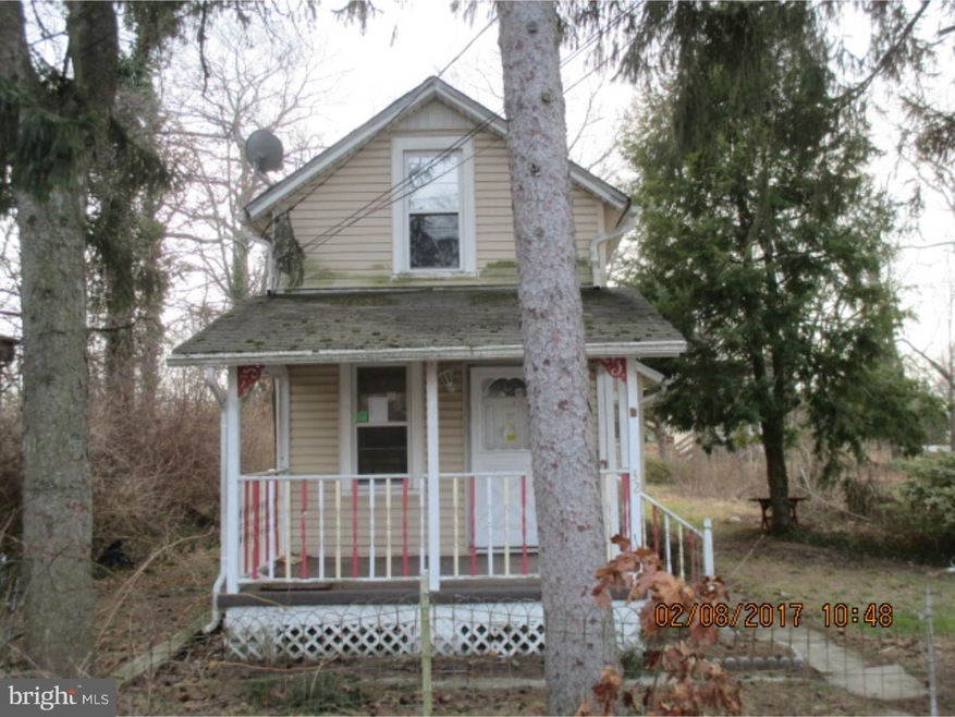 32 E 3rd Ave, Pine Hill, NJ 08021 - photo 1