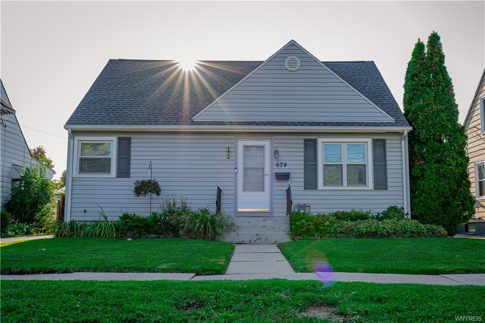 674 Payne Ave, North Tonawanda, NY 14120 - photo 1