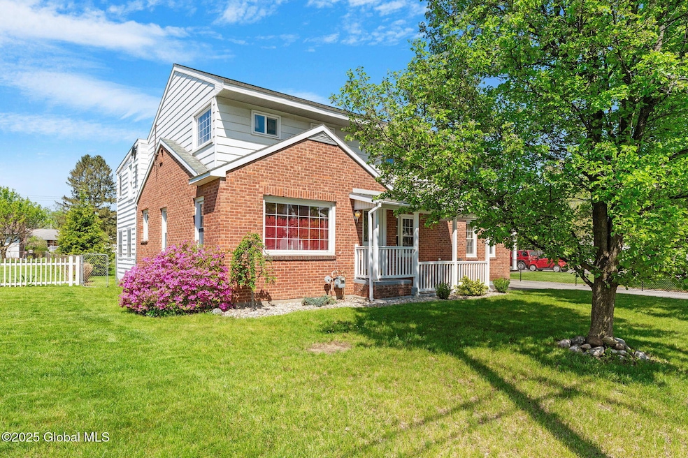 1-web-or-mls-3233-phillip-st