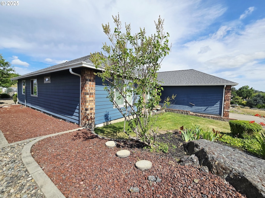 Sold $429,000 • Co-Listing Agent