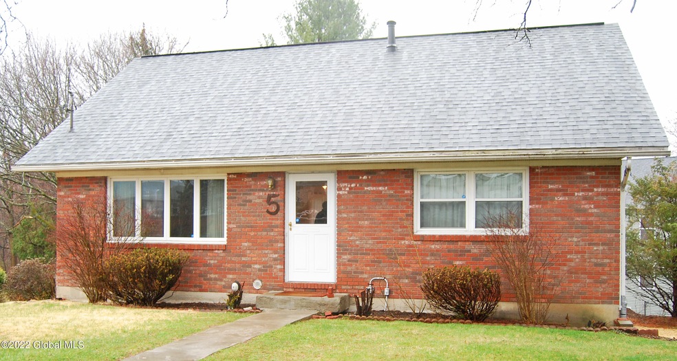 5 Wilde St, Troy, NY 12180 - photo 1