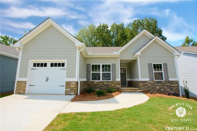 107 Deese Ct, Carrollton, GA 30117 - photo 1