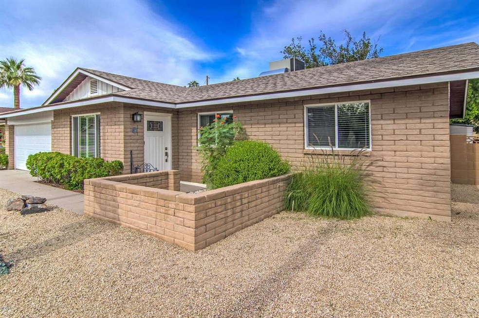 1720 W Loma Ln, Phoenix, AZ 85021 - photo 1