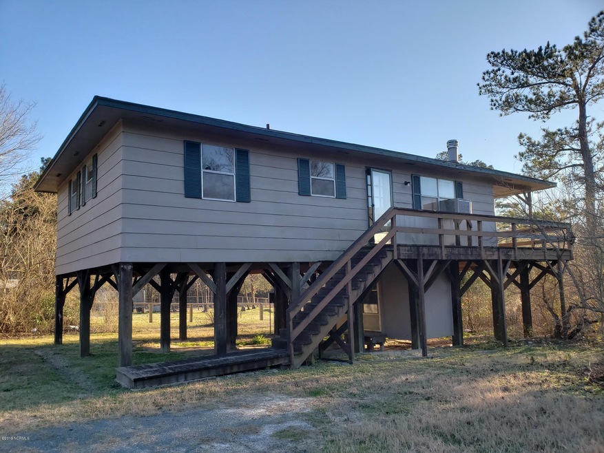 19-8060 McLeod Rd-de