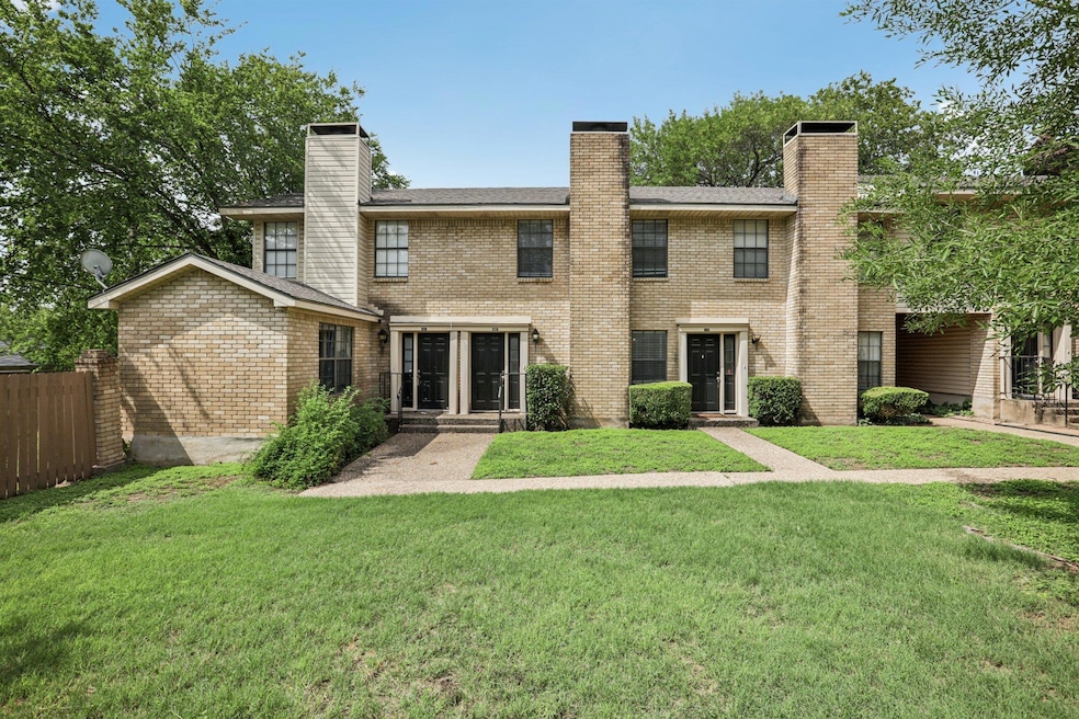 8400 Jamestown Dr unit 536, Austin, TX 78758 - photo 1