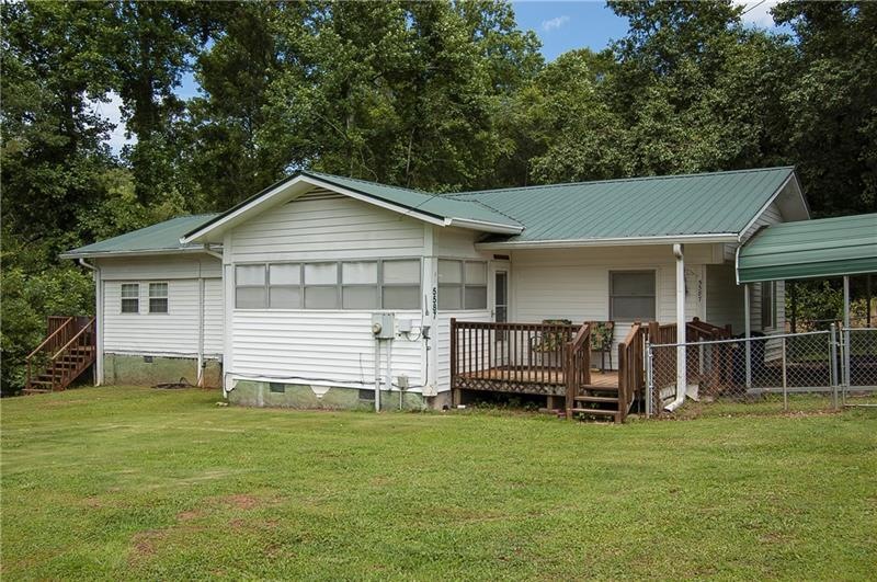 5587 Waterwood Dr, Gainesville, GA 30506 - photo 1