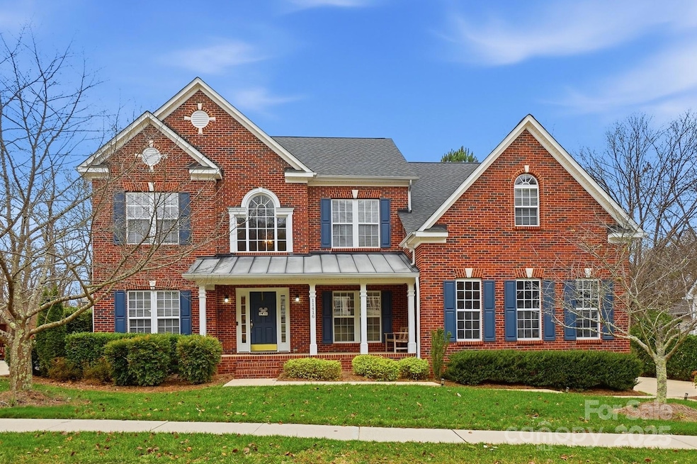 11416 Foggy Bank Ln, Charlotte, NC 28214 - photo 1