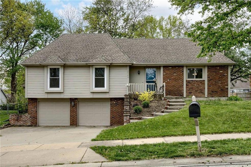 12049 W 99th St, Lenexa, KS 66215 - photo 1