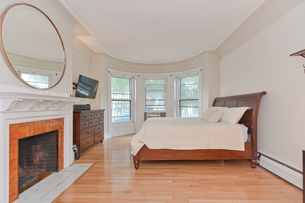 511 Beacon St unit 6, Boston, MA 02215 - photo 1