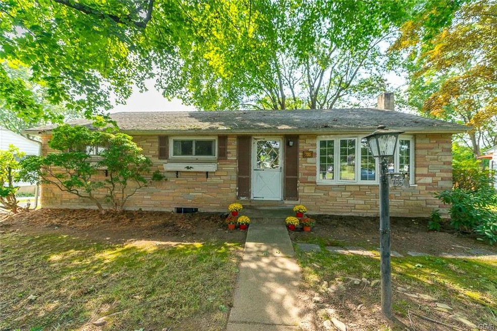 735 Fairmont Rd, Riegelsville, PA 18077 - photo 1