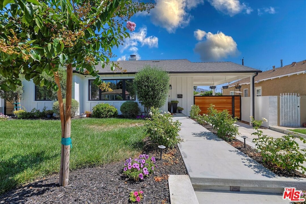 830 N Reese Place, Burbank, CA 91506 - photo 1