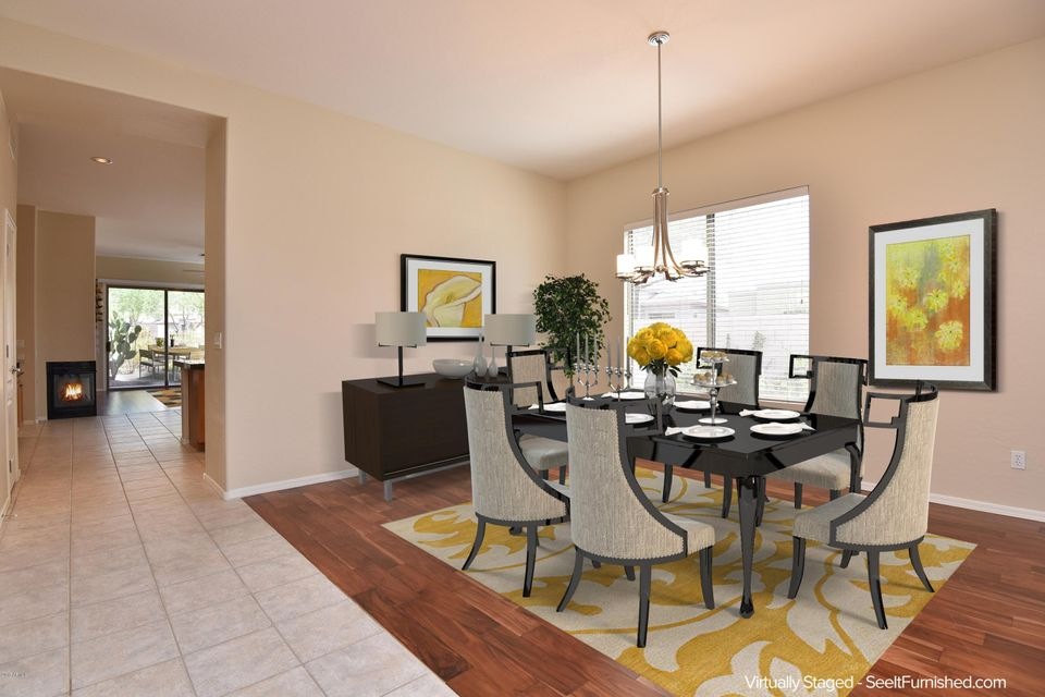 Dining room w/virtual furniture