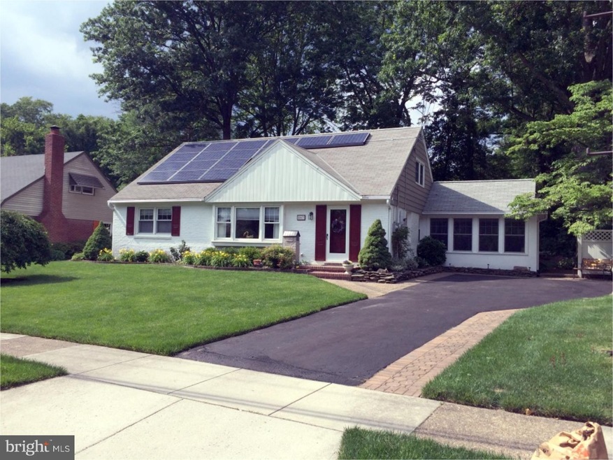 867 Mercer Dr, Haddonfield, NJ 08033 - photo 1