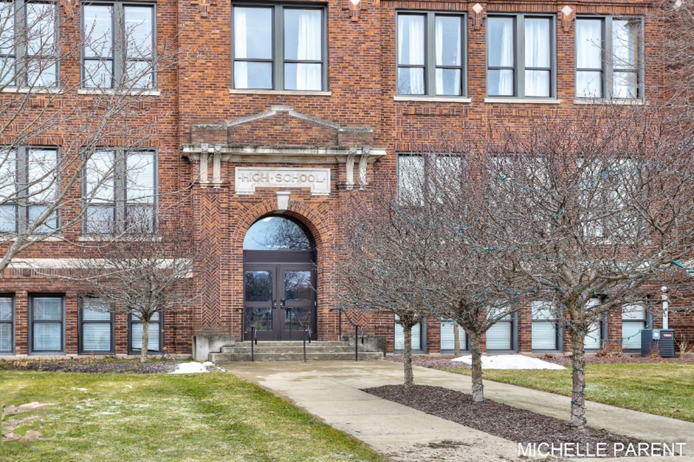 460 Broadway St South Haven-6