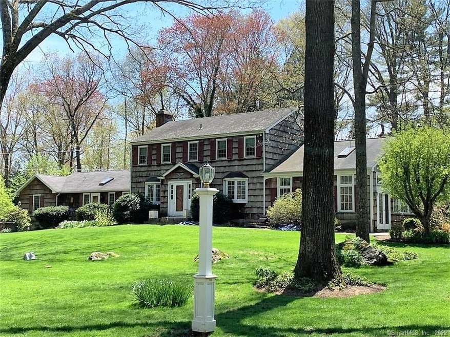 10 Tall Trees Ln, Wilton, CT 06897 - photo 1