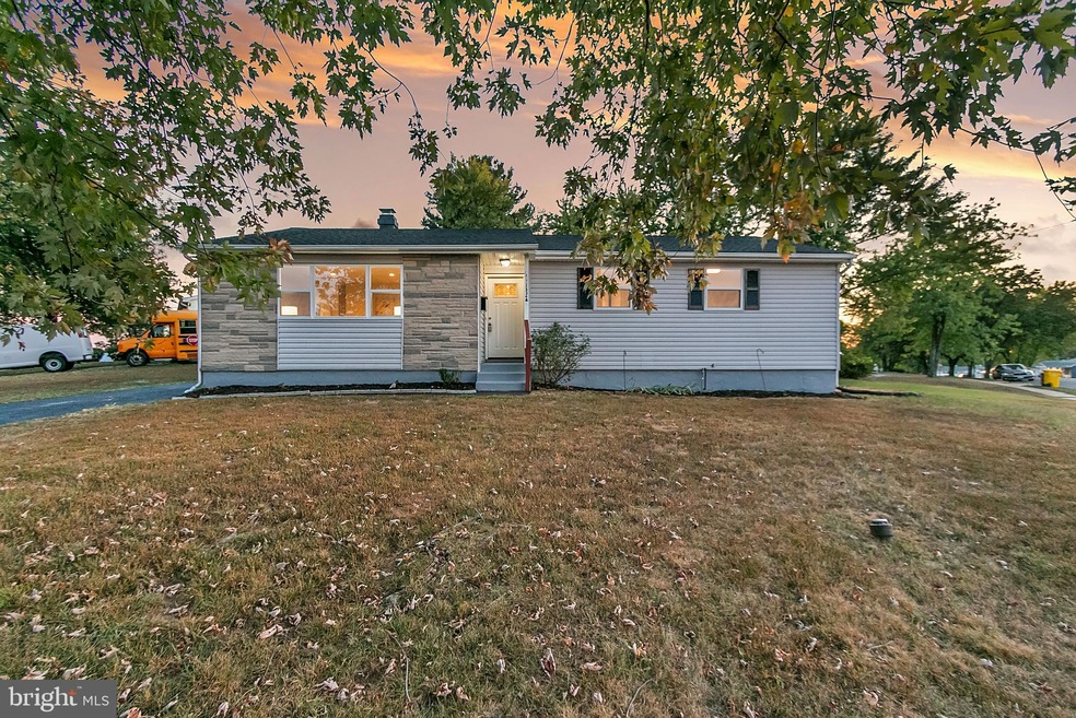 336 Cokeland S, Laurel, MD 20724 - photo 1