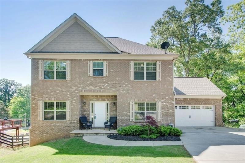 134 W Moreno St, Buford, GA 30518 - photo 1