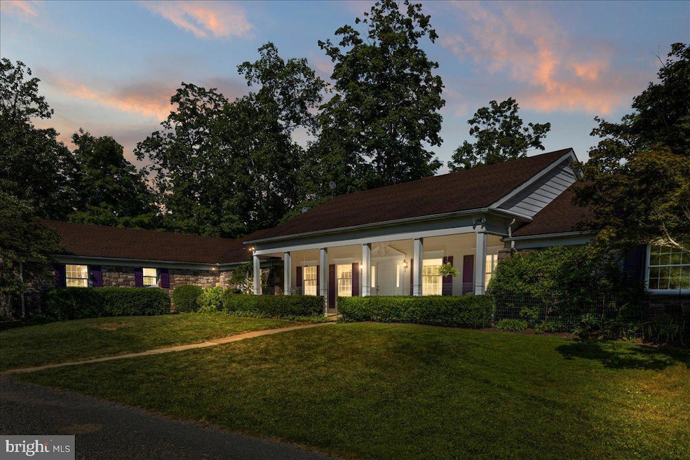 Pending $3,295,000 • Co-Listing Agent