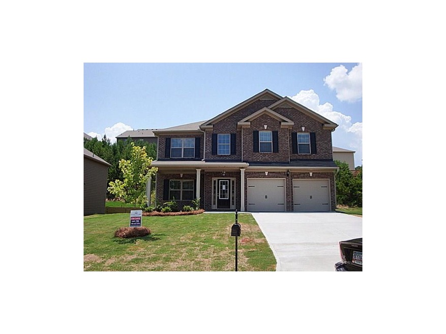 Fantastic Preston on level lot! Brick Front with