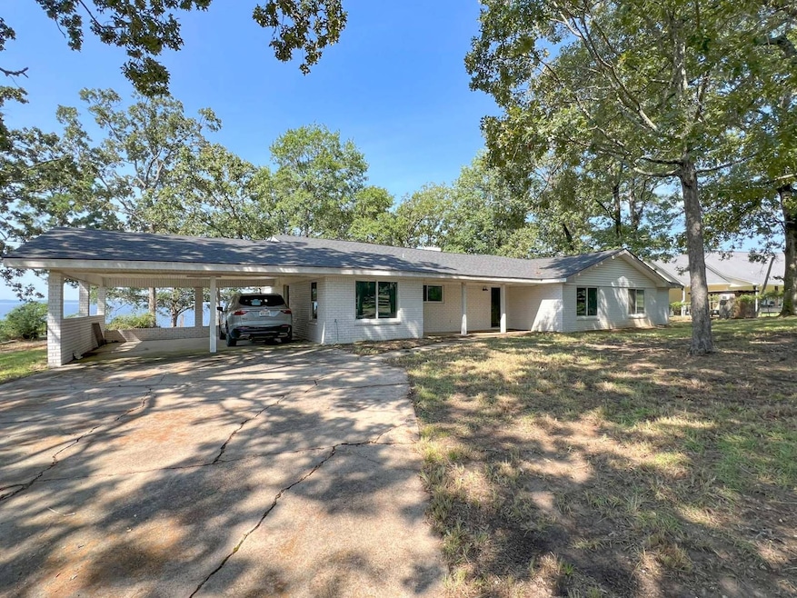 572 Glen Oaks Dr, Florien, LA 71429 - photo 1