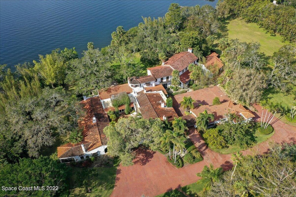 205 Hacienda Dr, Merritt Island, FL 32952 - photo 1