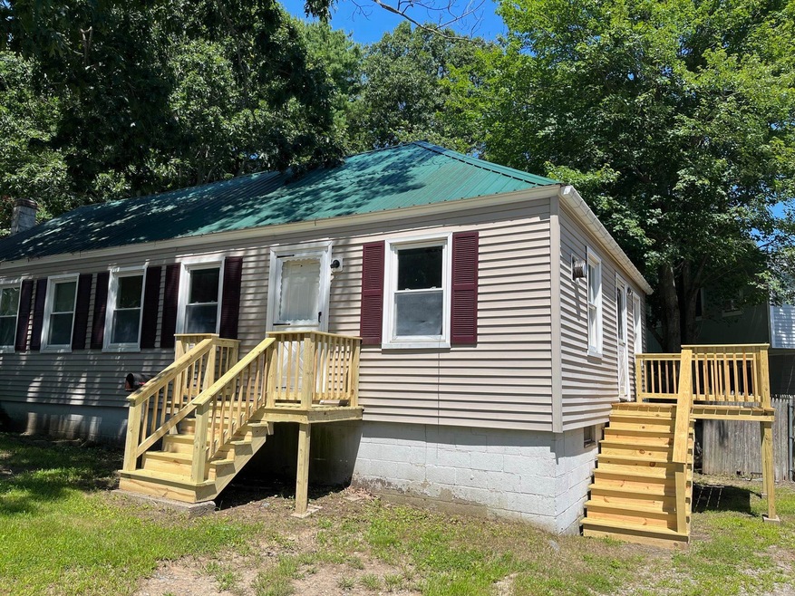 2 Phelps St unit 2, Kittery, ME 03904 - photo 1