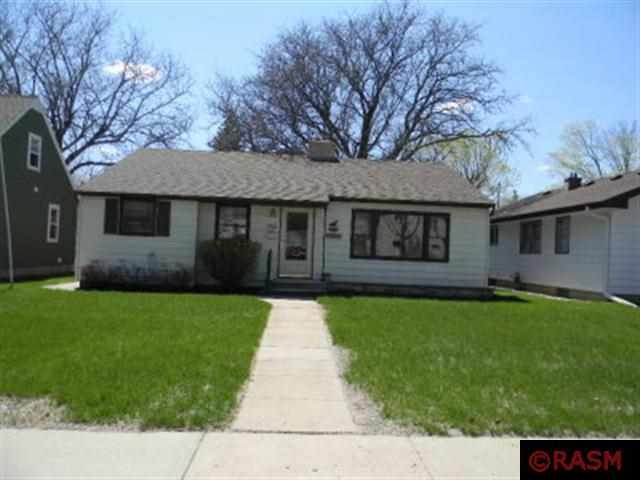 1104 S State St, New Ulm, MN 56073 - photo 1