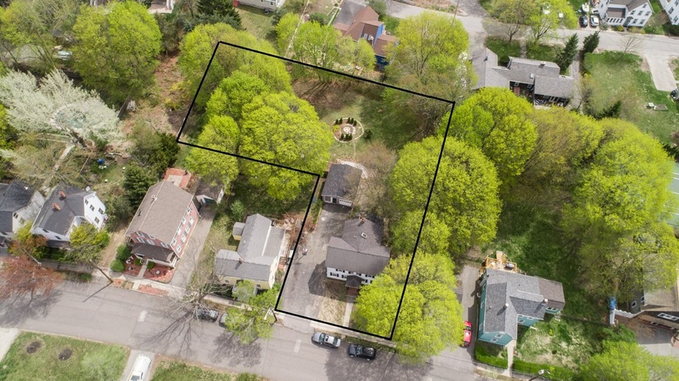 47 Hill St, Newburyport, MA 01950 - photo 1