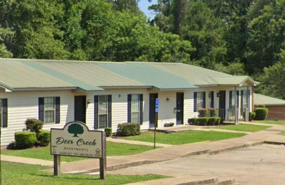 Deer Creek Village, Camden, AL 36726 - photo 1