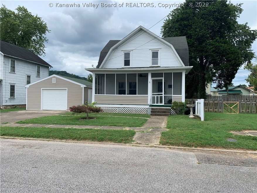 215 19th St, Dunbar, WV 25064 - photo 1