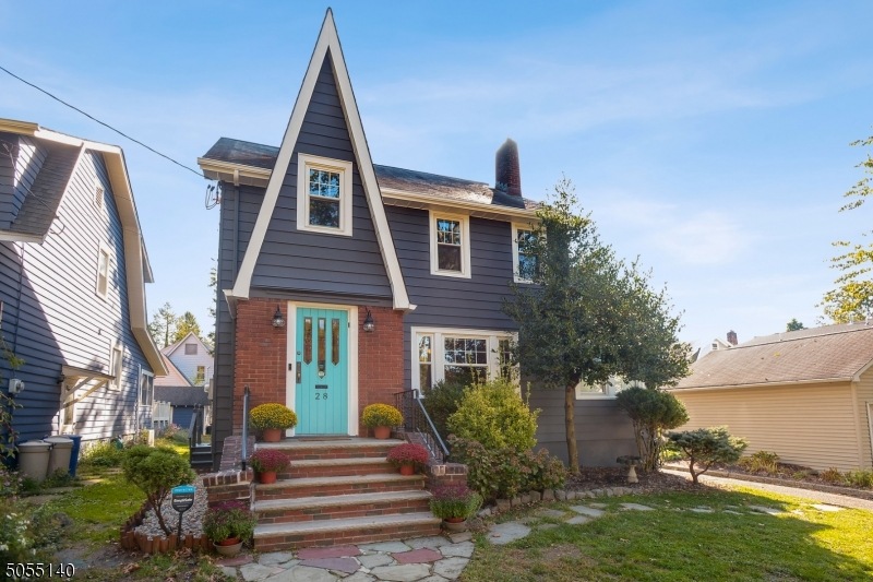 28 Warren Rd, Maplewood, NJ 07040 - photo 1