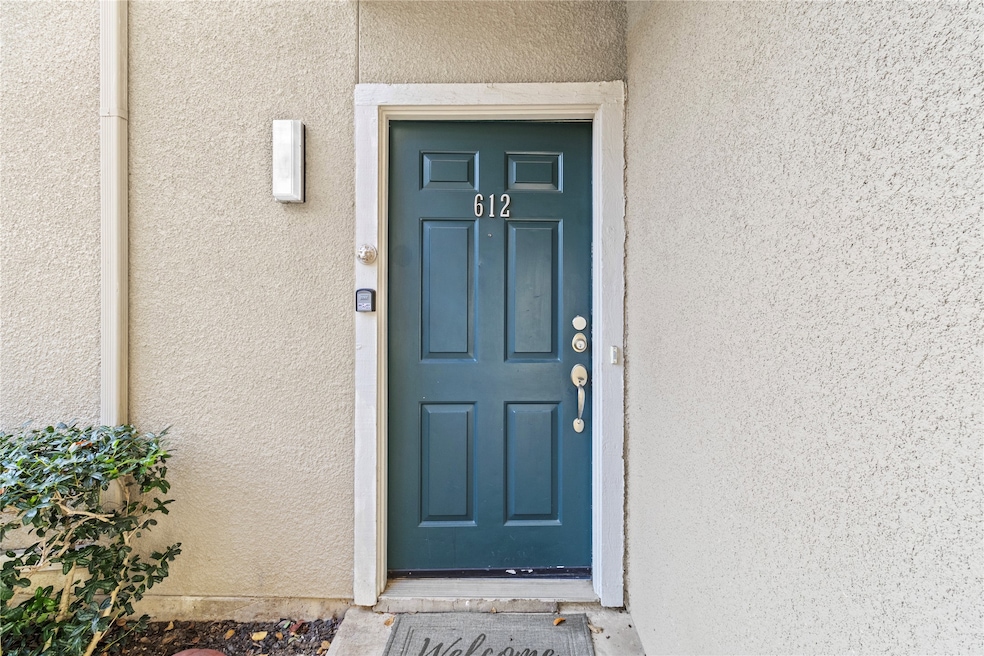 8601 Park Ln unit 612, Dallas, TX 75231 - photo 1