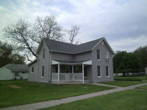 302 E 3rd Wilton, IA