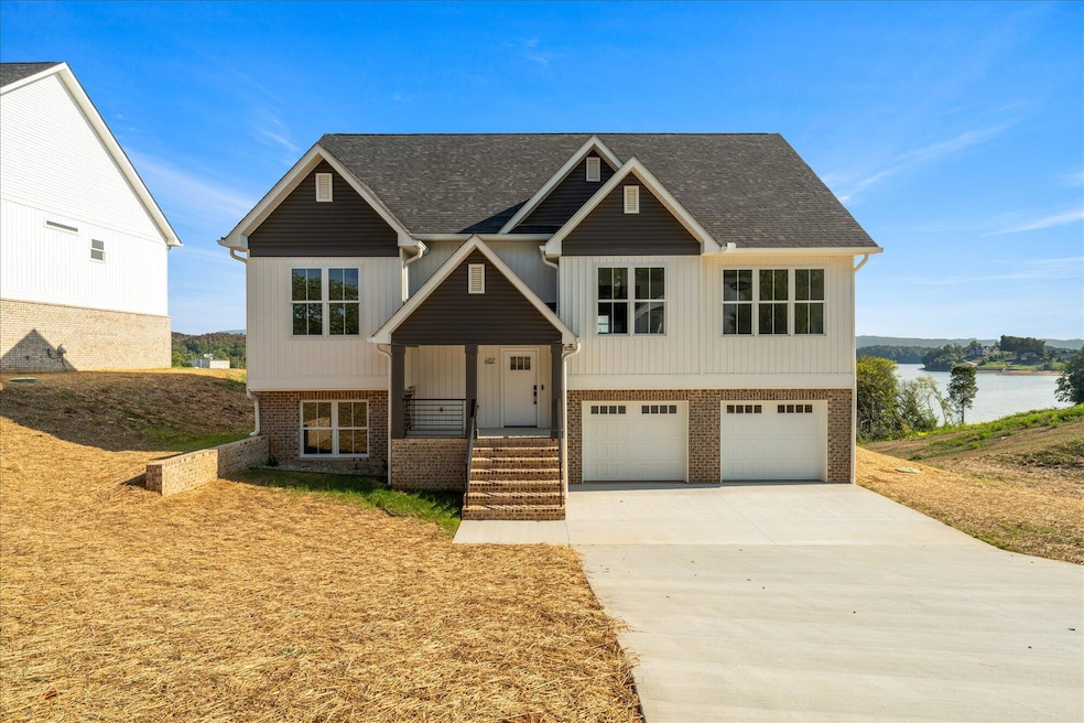 For Sale $949,000 • Co-Listing Agent