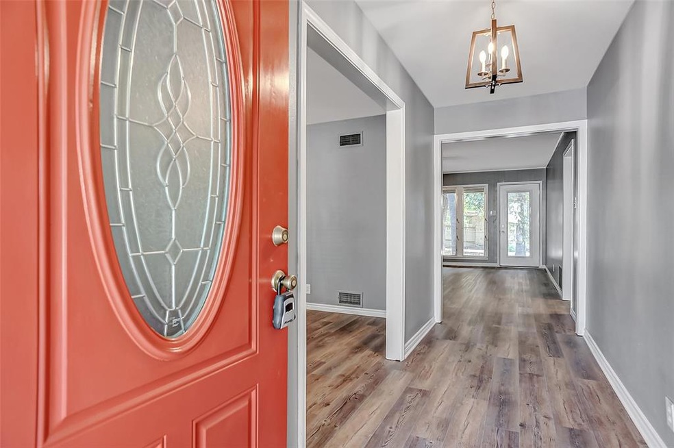 1122 S Derby St, Denison, TX 75020 - photo 1