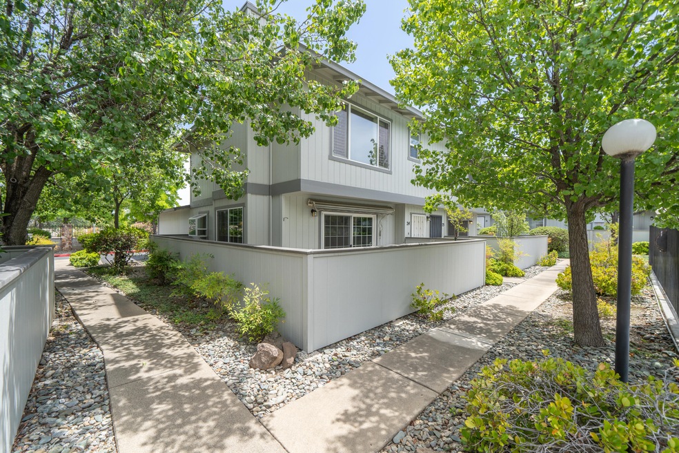200 Ridgetop Dr #24-6
