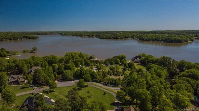 Breathtaking views of Lake Wylie