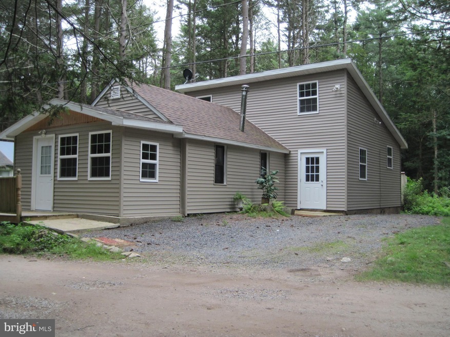 68 Edgewood Rd, Drums, PA 18222 - photo 1