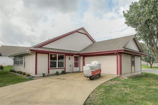 510 S Poseidon Way, Raymore, MO 64083 - photo 1