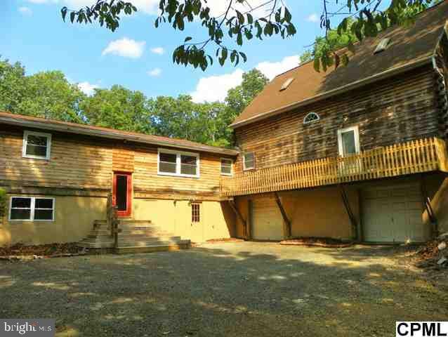 197 Dix Hill Rd, New Bloomfield, PA 17068 - photo 1