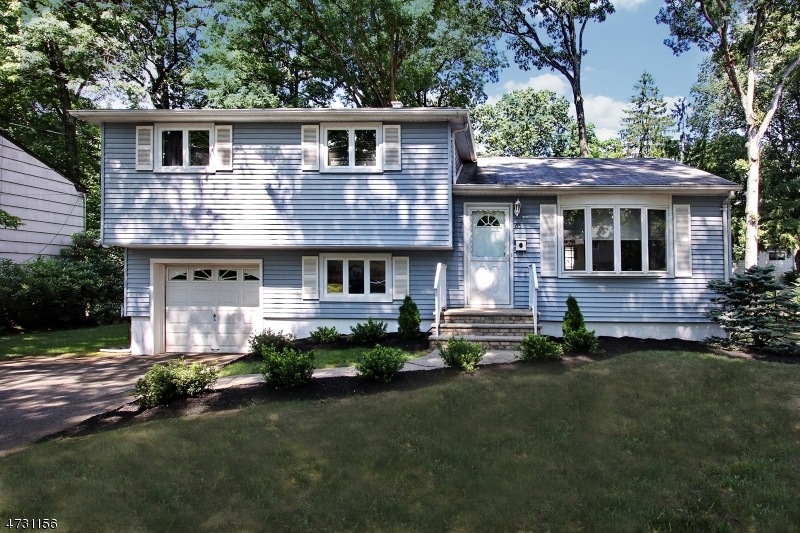 65 Glendale Ave, Livingston, NJ 07039 - photo 1