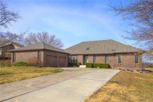 208 SW Green Teal St, Lees Summit, MO 64082 - photo 1