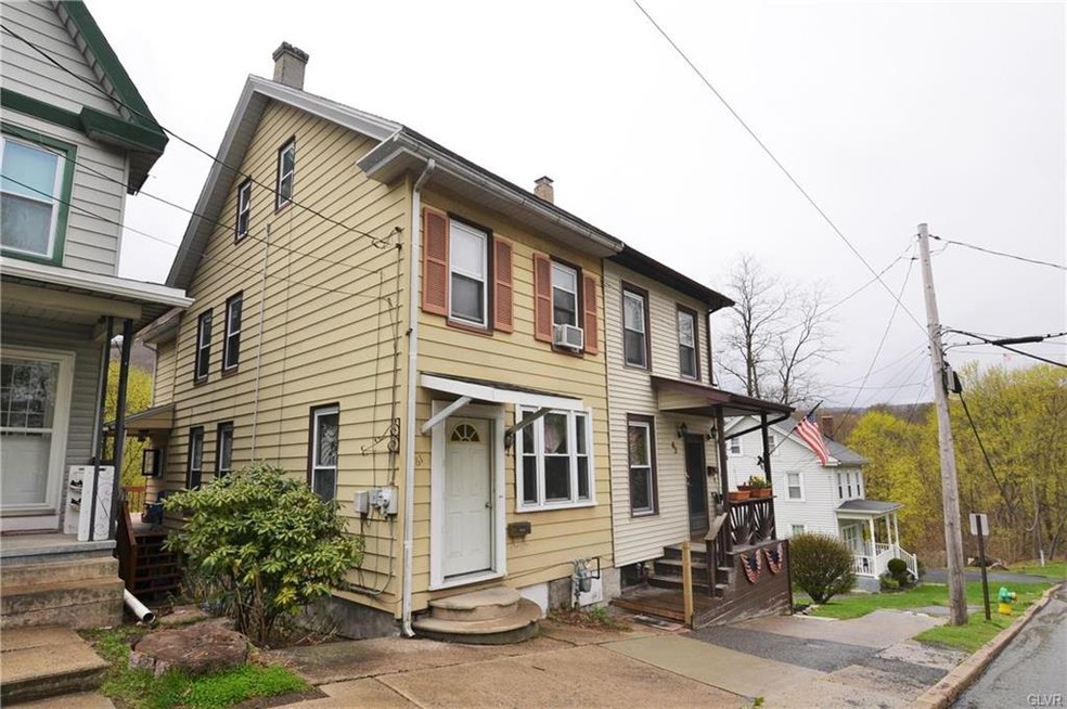 61 W Front St, Jim Thorpe, PA 18229 - photo 1