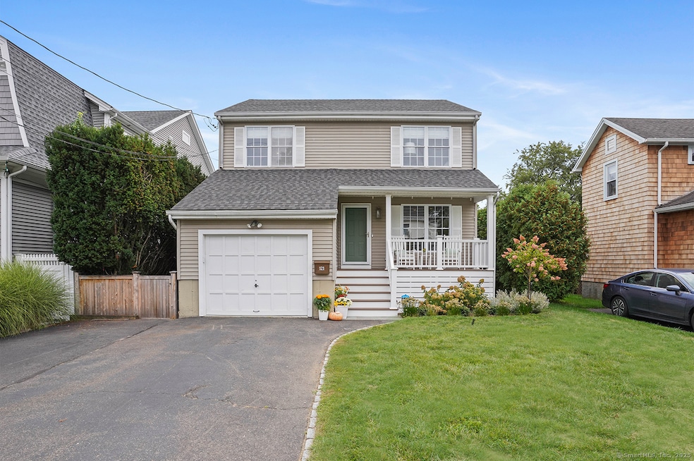 121 Howard St, Fairfield, CT 06824 - photo 1
