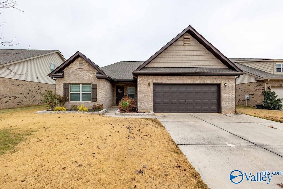 For Sale $329,900 • Co-Listing Agent