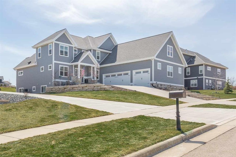 329 Oakwood Dr, Oregon, WI 53575 - photo 1