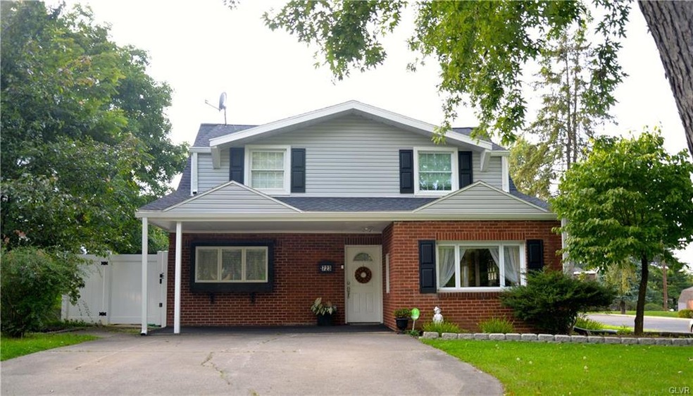 723 Fernwood St, Emmaus, PA 18049 - photo 1